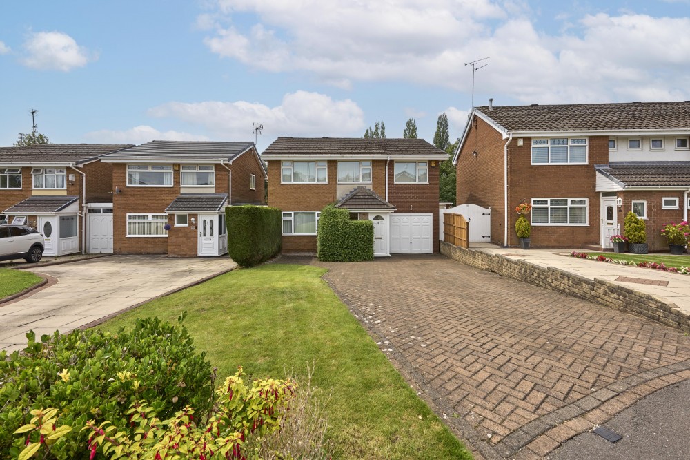 View Full Details for Walter Scott Avenue, Wigan