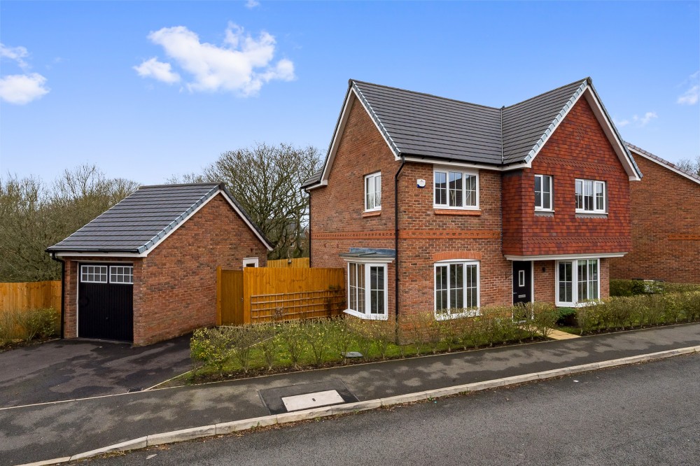 View Full Details for Hedgebank, Standish, Wigan