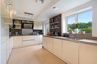 Images for Cranleigh, Standish, Wigan EAID:TracyPhillipsEstates BID:Tracy Phillips Estates
