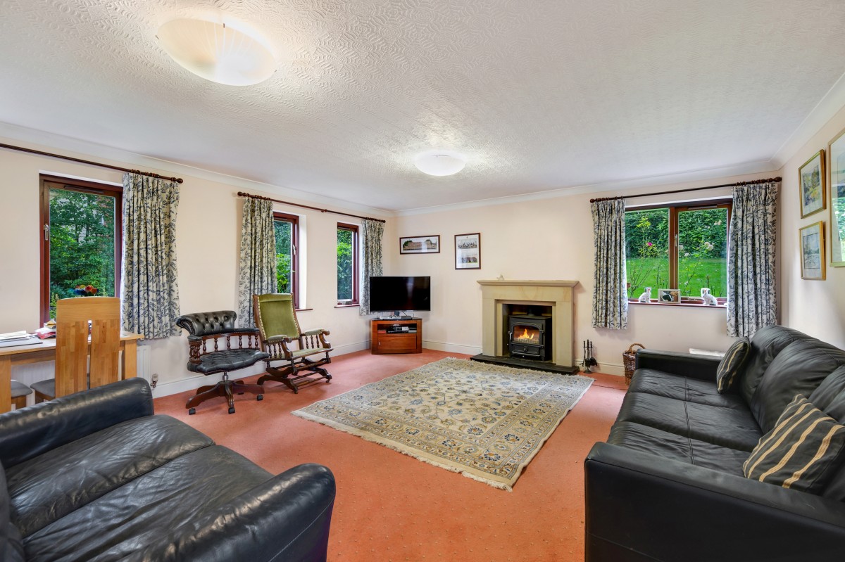 Images for Westmead, Standish