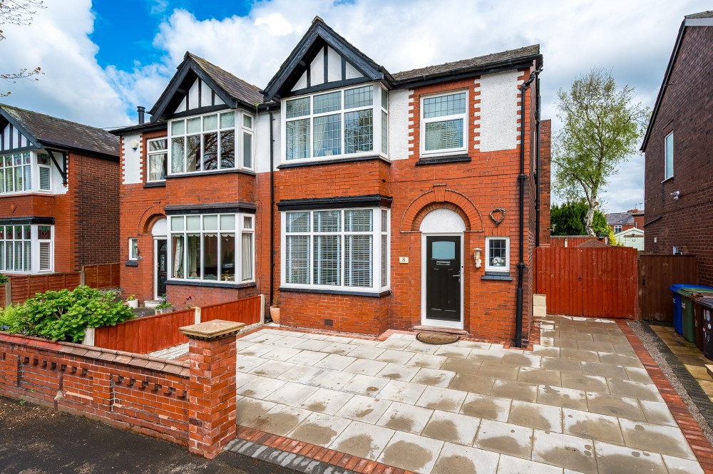 View Full Details for Walkden Avenue East Wigan