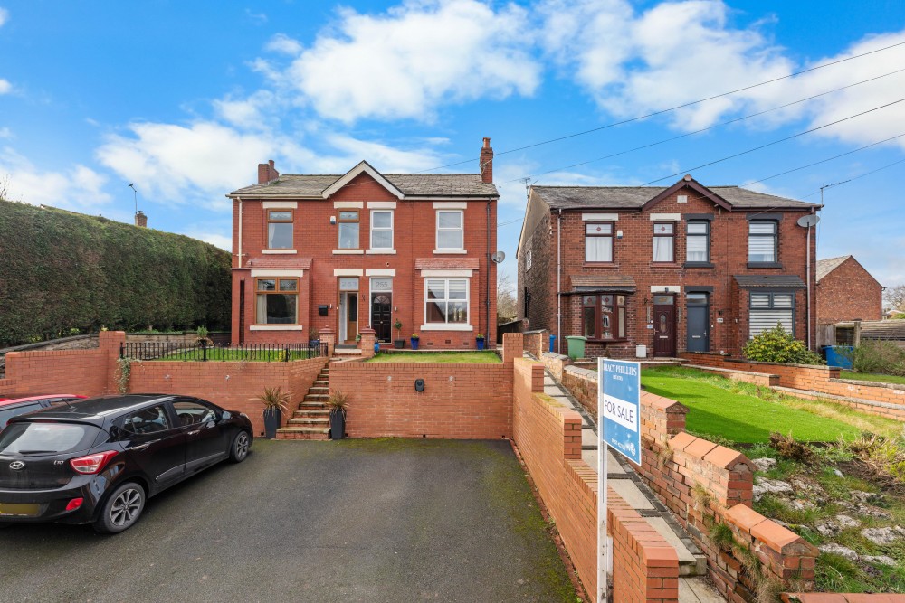 View Full Details for Chorley Road, Standish, Wigan