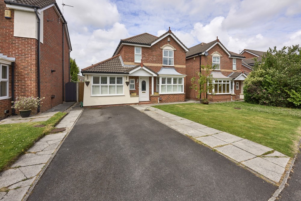 View Full Details for Wheatsheaf Walk, Standish, Wigan