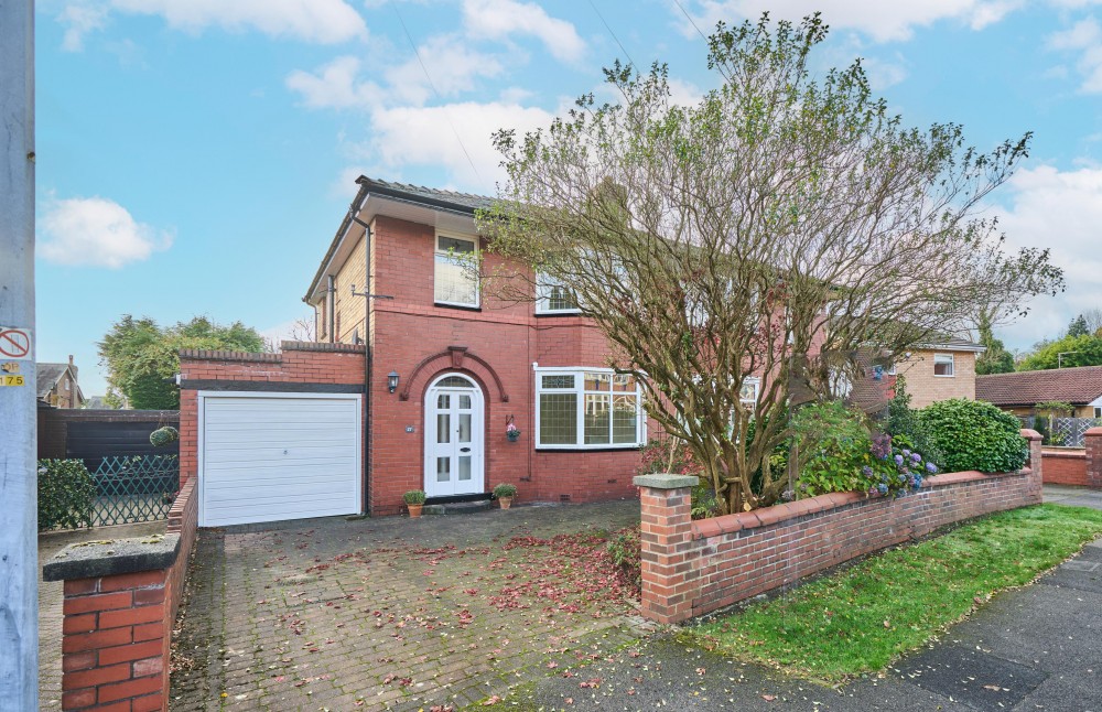 View Full Details for Greenways, Standish, Wigan