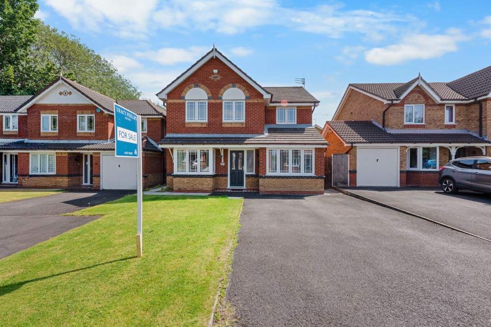 View Full Details for Charlesworth Avenue, Wigan