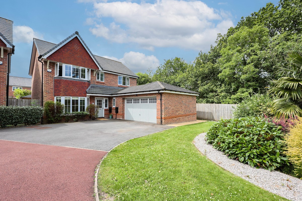 Images for Broadfern, Standish, Wigan