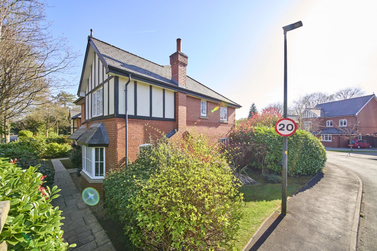 Images for Mere Oaks, Standish, Wigan