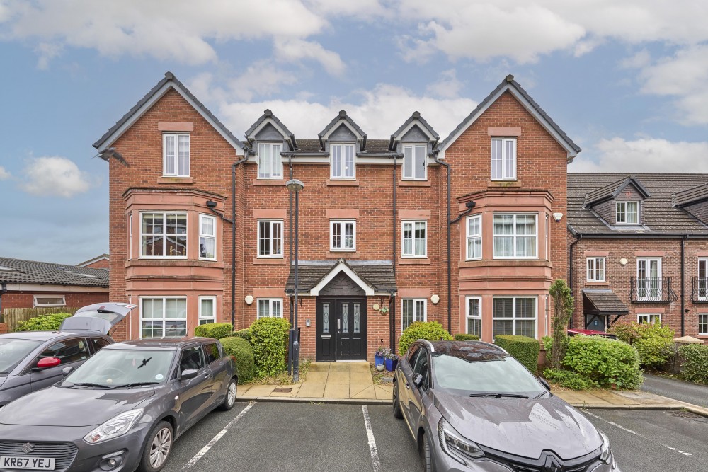 View Full Details for Thorn Hill Gardens, Standish, Wigan