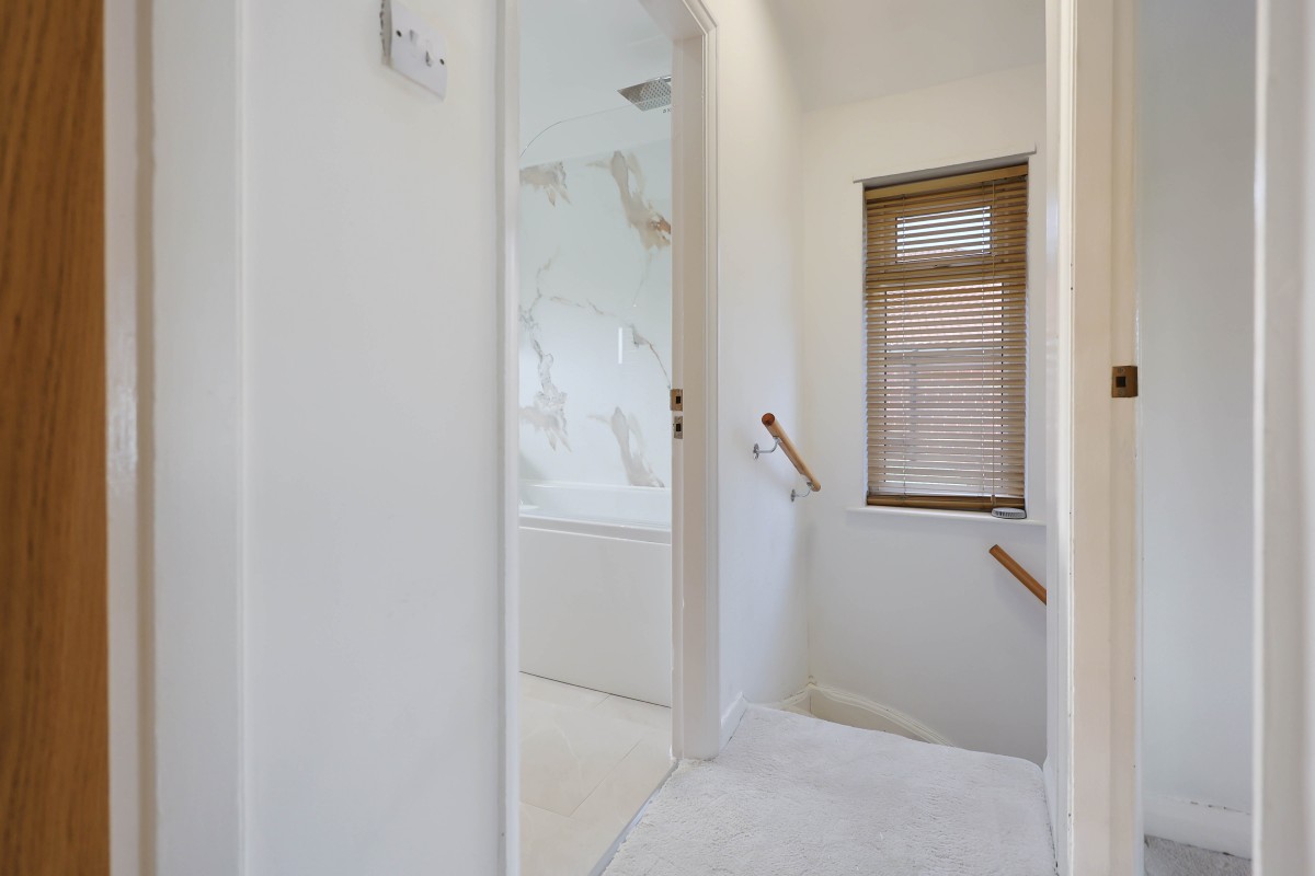 Images for Avondale Street, Standish