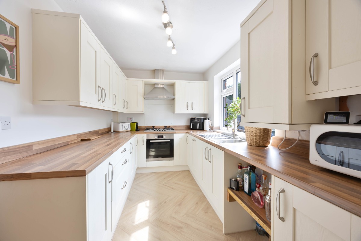 Images for Avondale Street, Standish