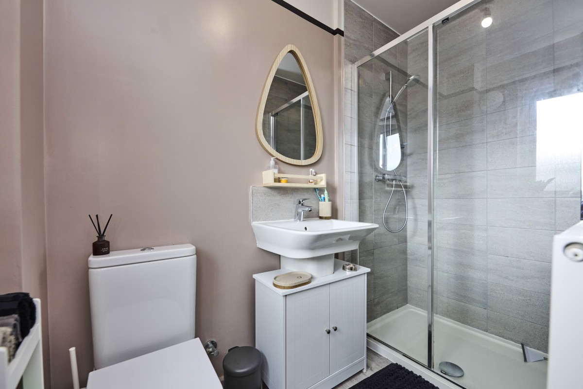 Images for Buttercup Meadow Standish