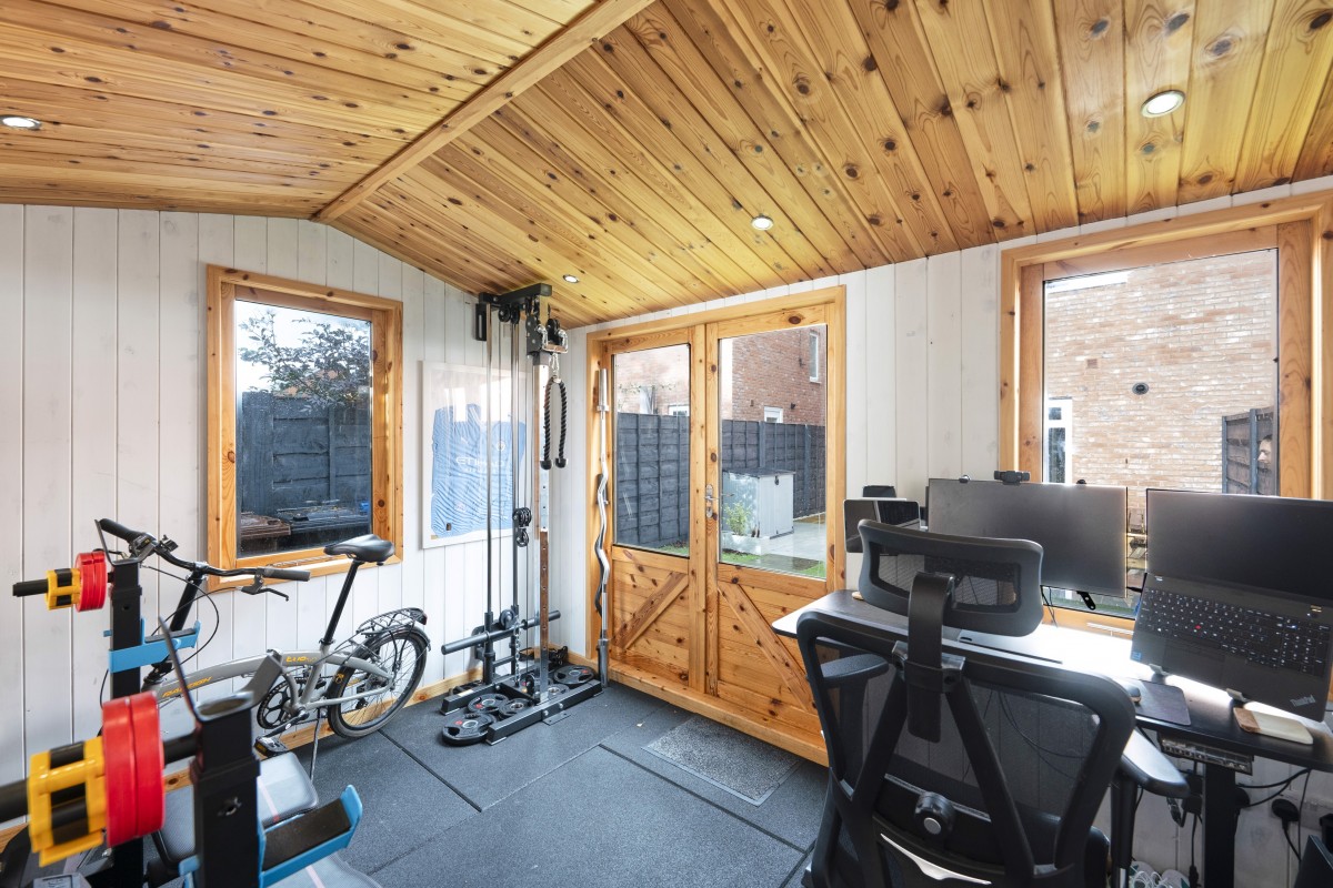 Images for Buttercup Meadow Standish