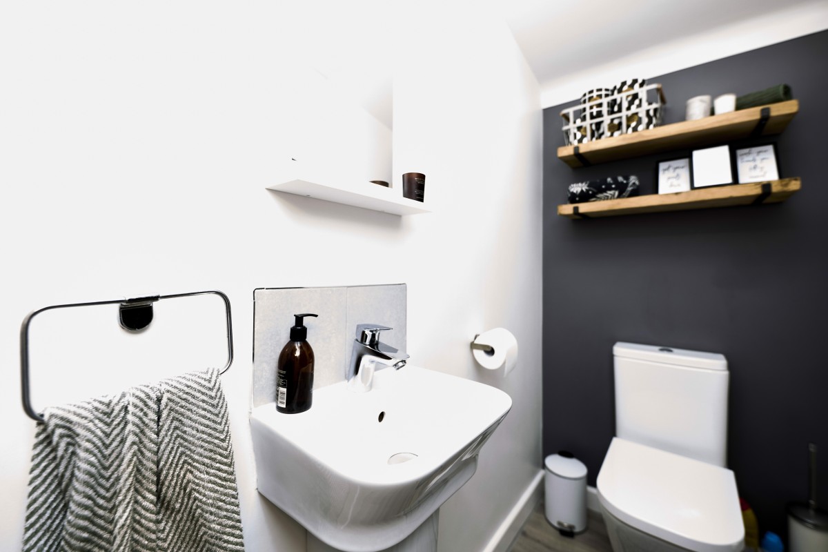 Images for Buttercup Meadow Standish