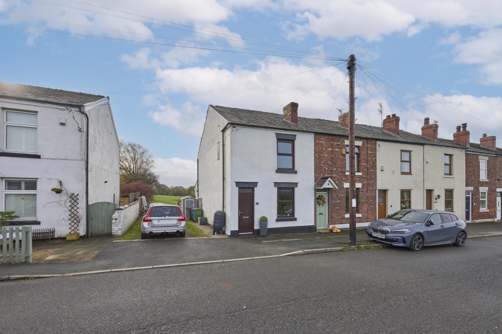 View Full Details for Platt Lane, Standish, Wigan
