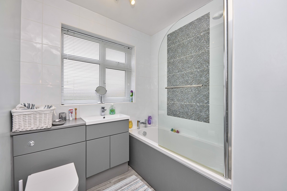 Images for Glenside, Appley Bridge, Wigan