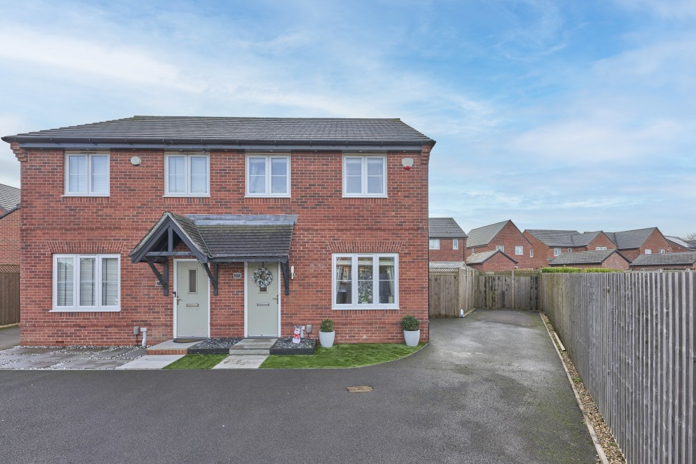 View Full Details for Almond Green Avenue, Standish, Wigan