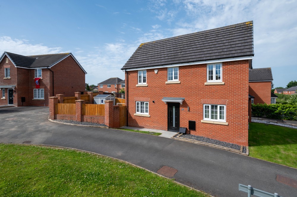 View Full Details for Rosebay Gardens,Standish, ,Wigan
