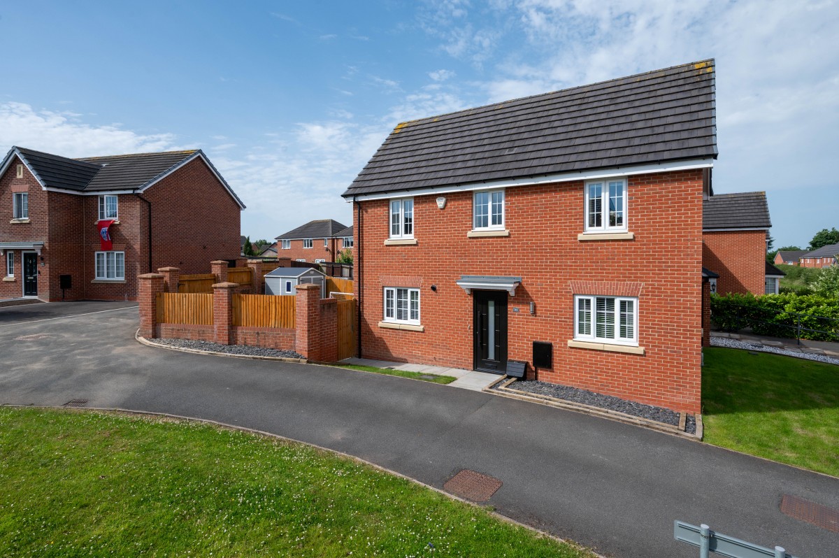 Images for Rosebay Gardens, Wigan