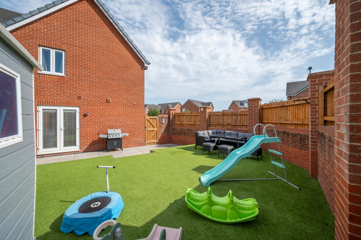 Images for Rosebay Gardens, Wigan