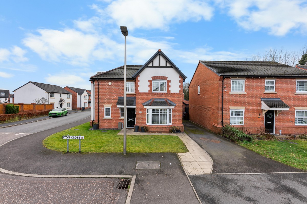 Images for Lyon Close, Shevington