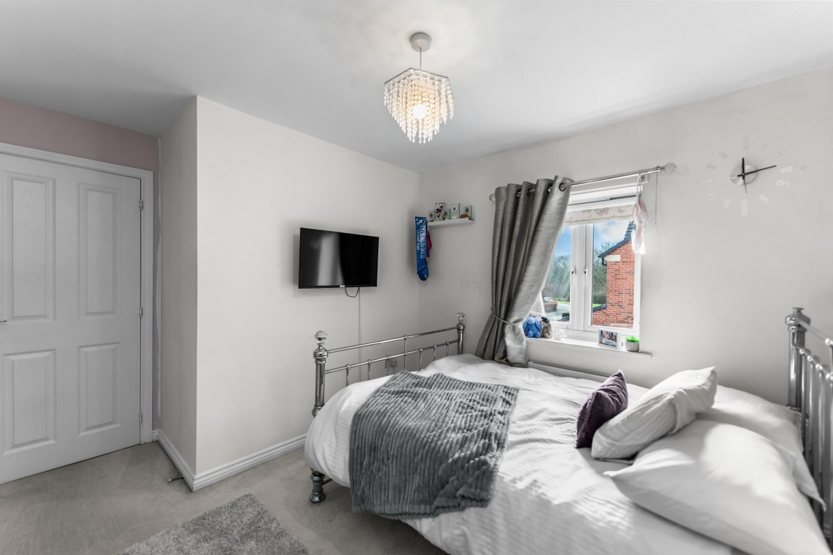 Images for Lyon Close, Shevington