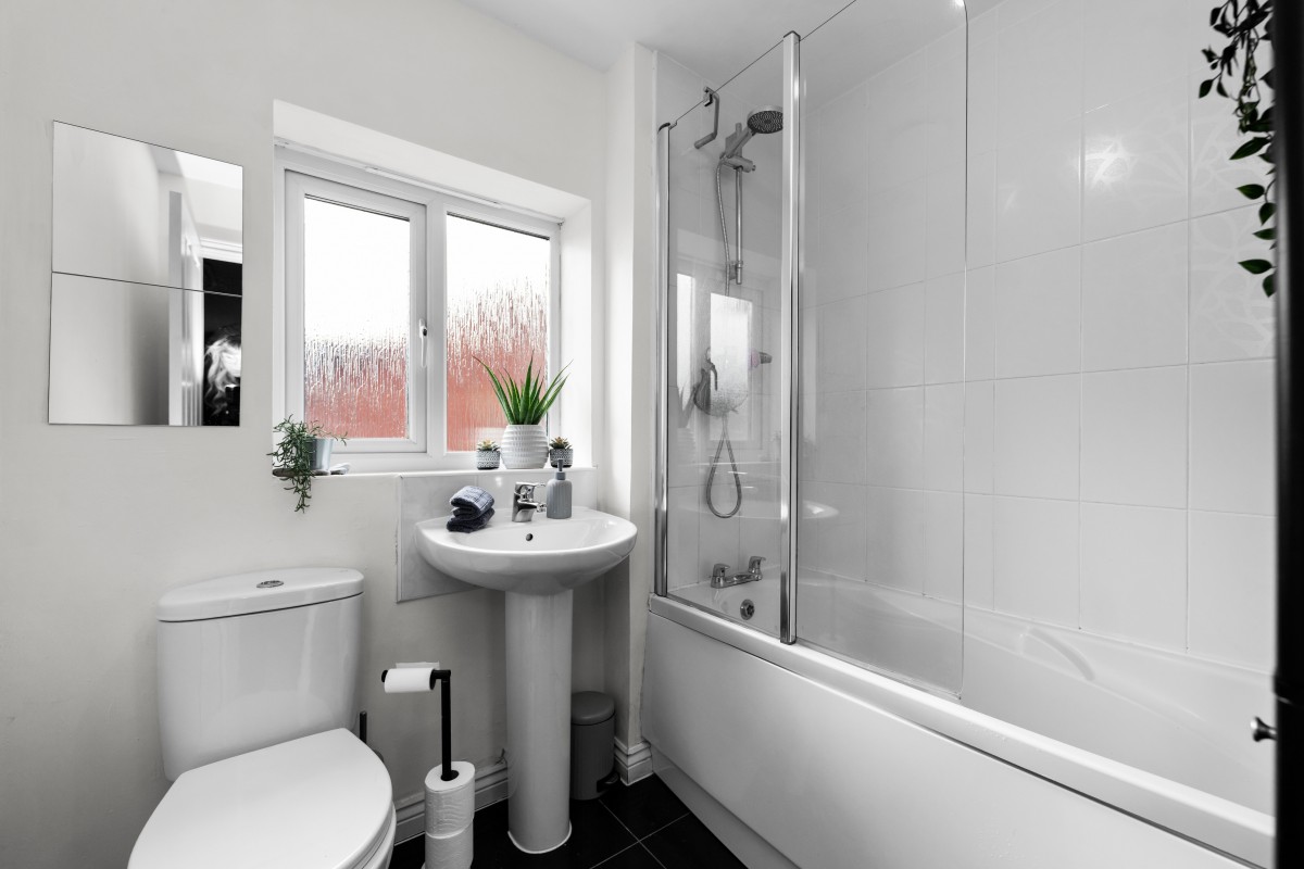 Images for Lyon Close, Shevington