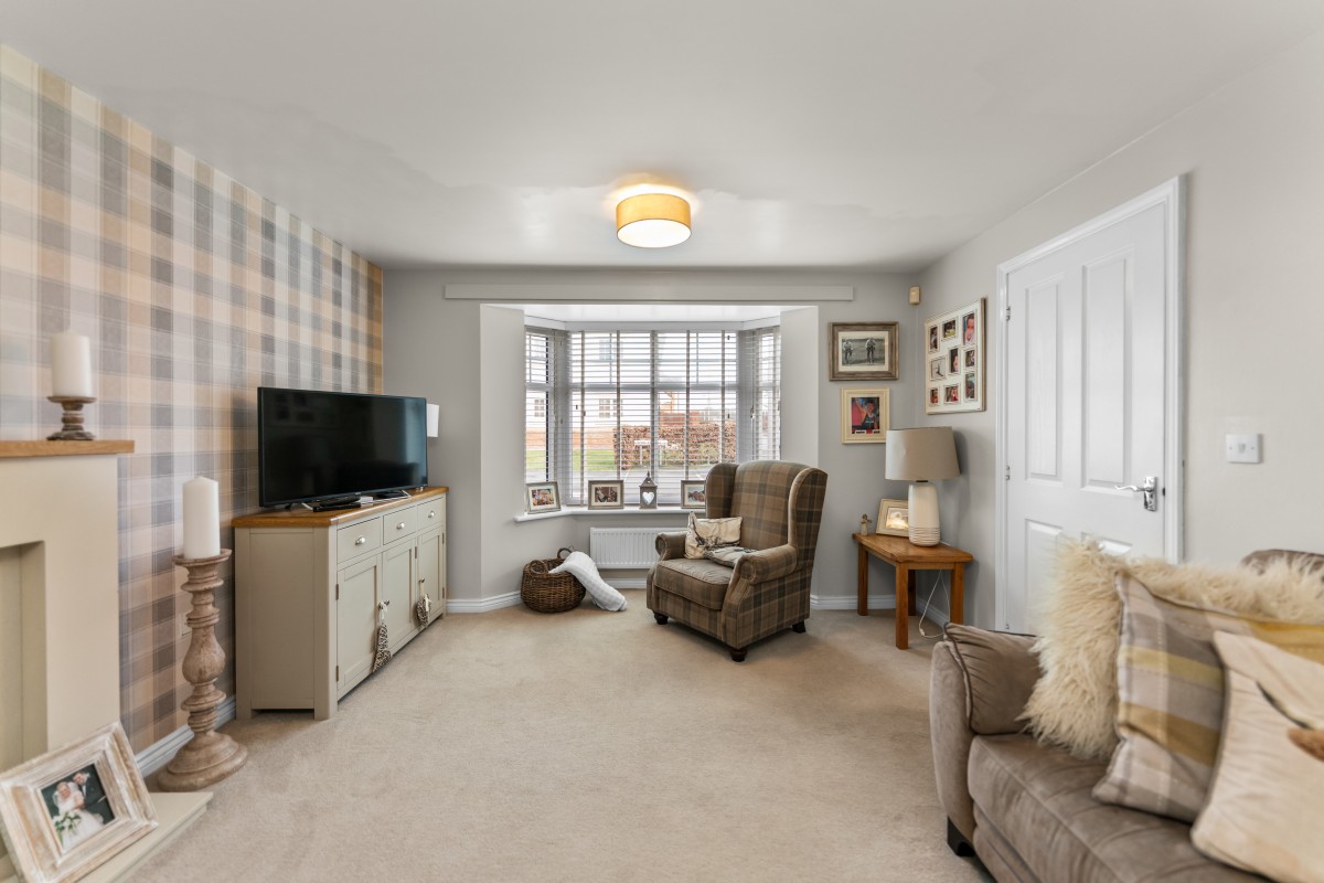 Images for Lyon Close, Shevington