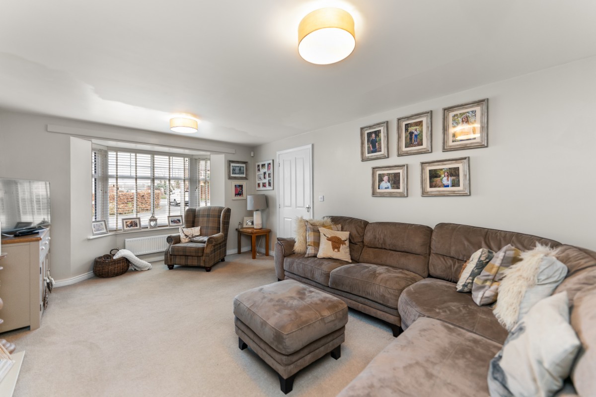 Images for Lyon Close, Shevington