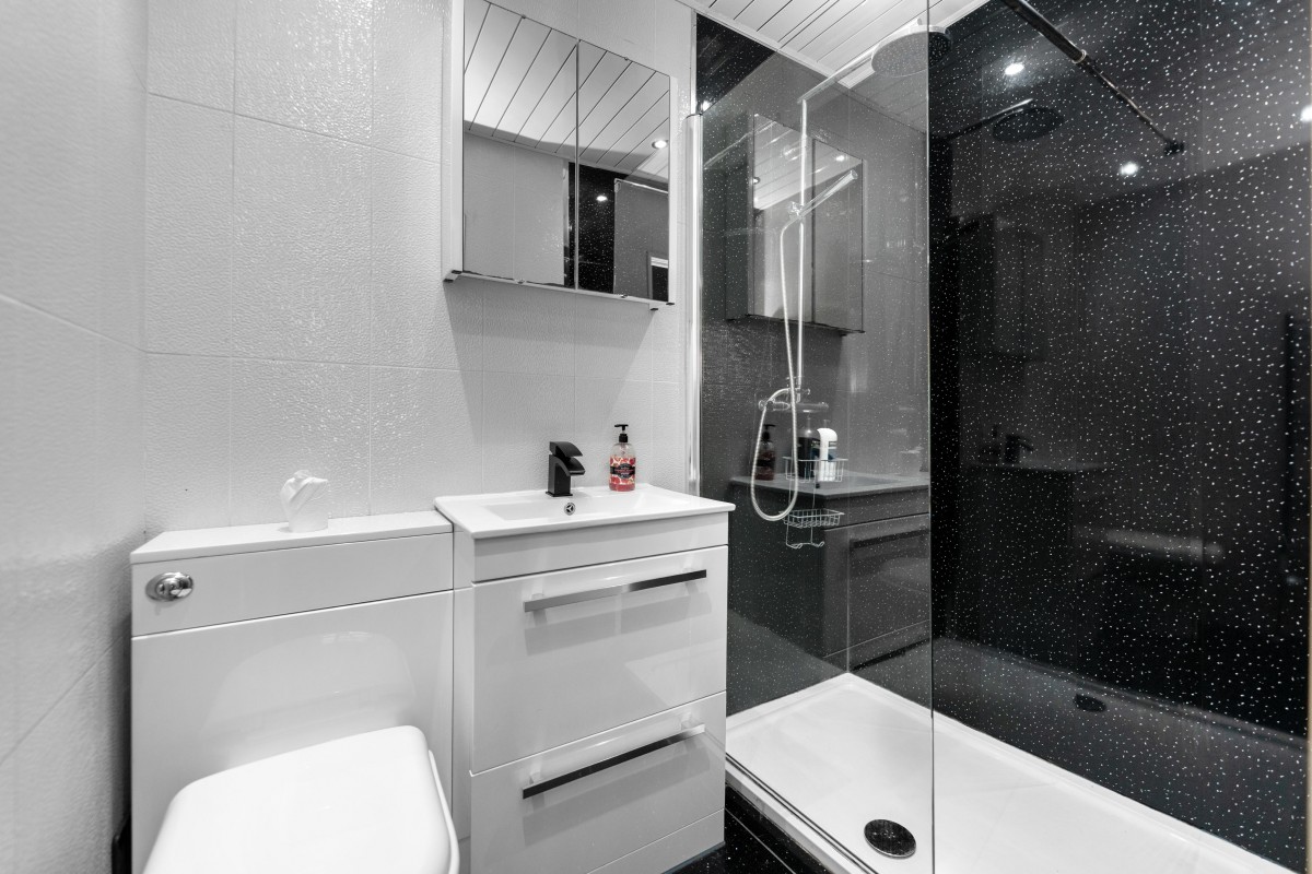 Images for Firs Park Crescent, Aspull