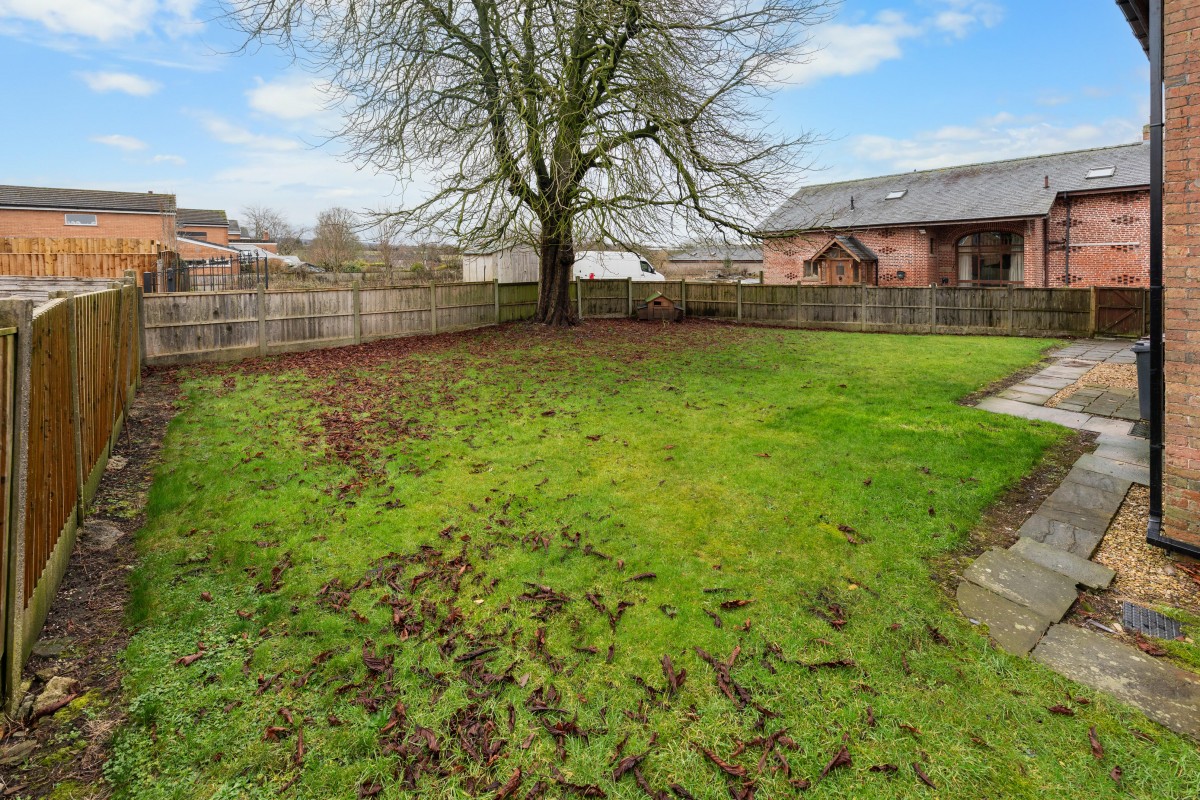 Images for Firs Park Crescent, Aspull