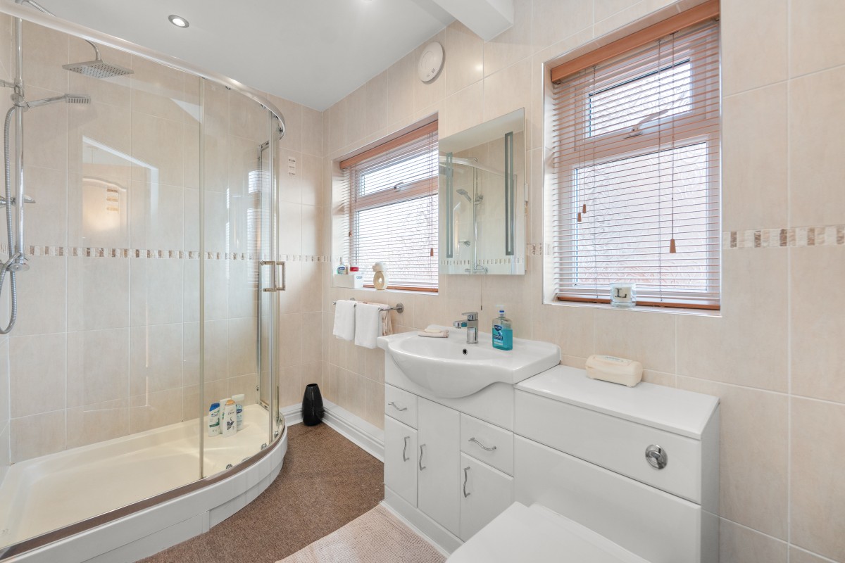 Images for Sterndale Avenue, Standish