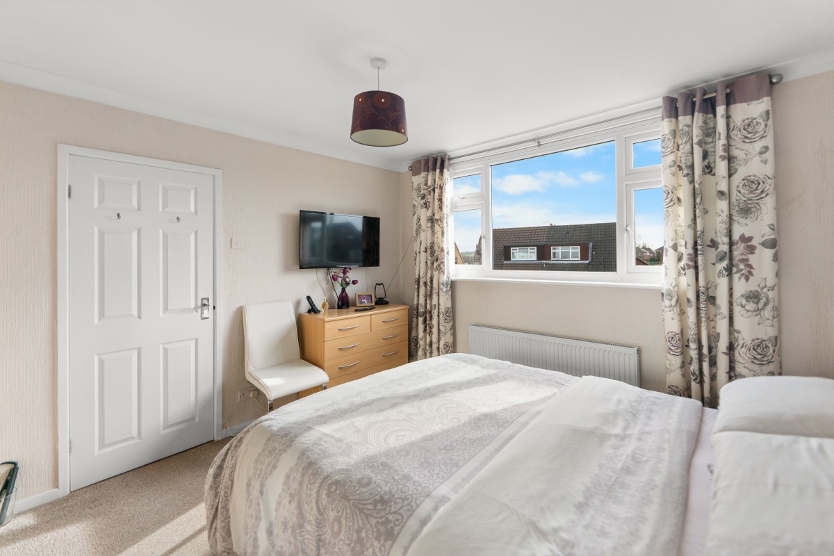 Images for Sterndale Avenue, Standish