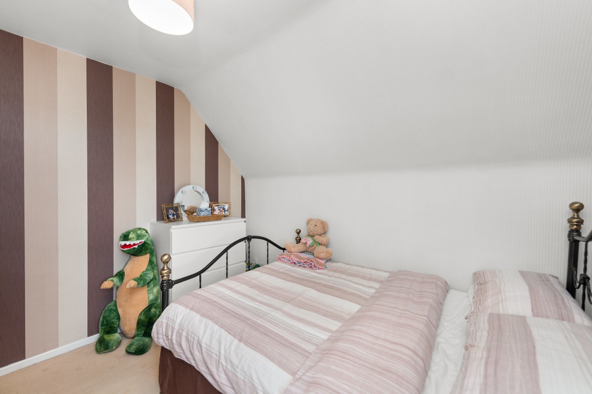 Images for Sterndale Avenue, Standish