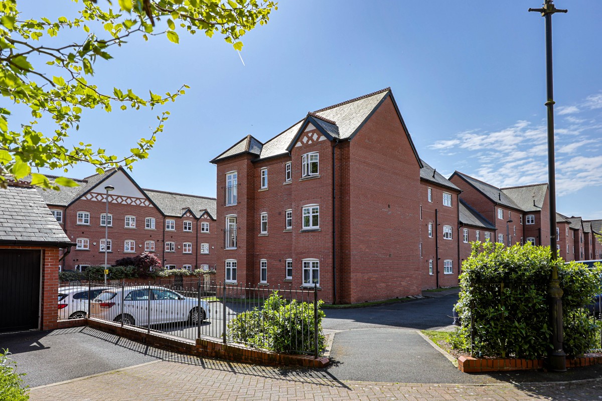 Images for Alden Close, Standish, Wigan, WN1 2TS