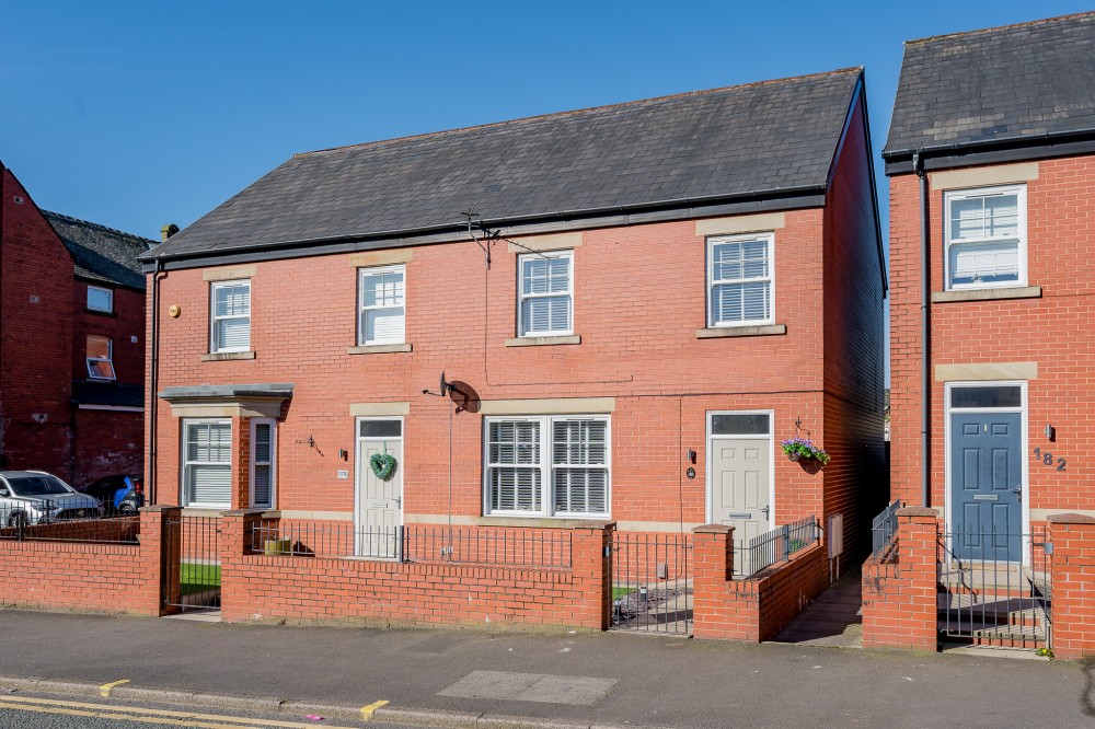 View Full Details for Gidlow Lane, Wigan