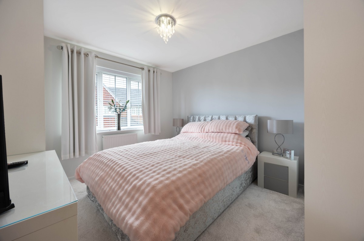Images for Hedgebank, Standish, Wigan