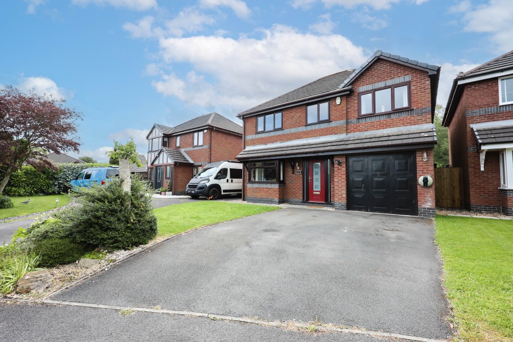 View Full Details for Foxglove Close, Standish, Wigan
