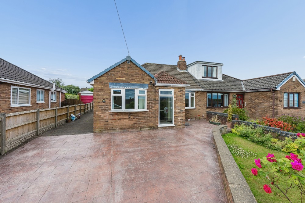 View Full Details for Dovedale Drive, Standish, wigan
